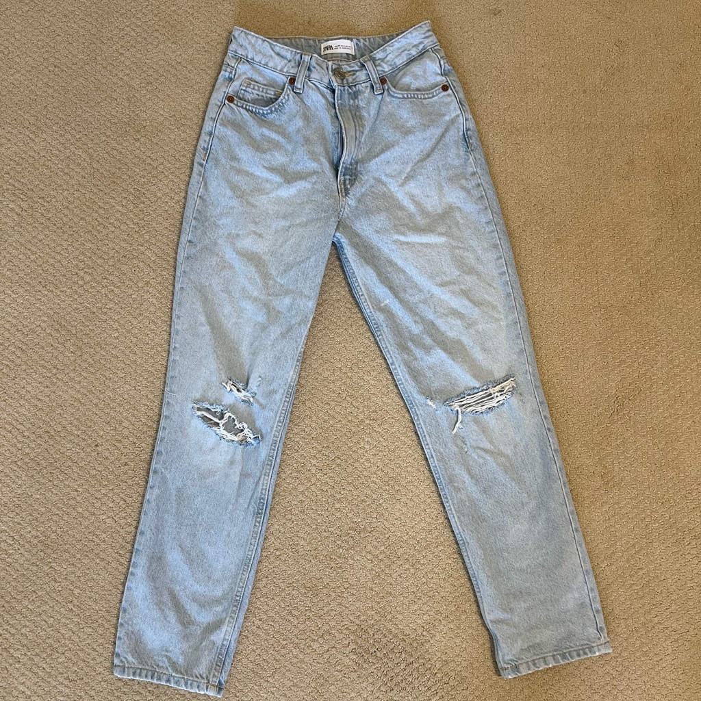 Zara Light Wash Women’s Jeans, Size 2